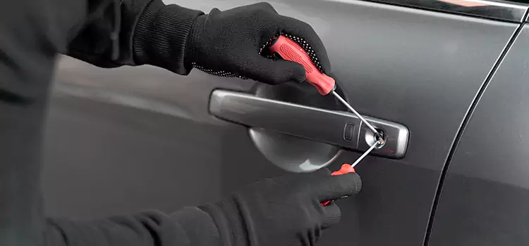 Locked Out of Car Help Muskego