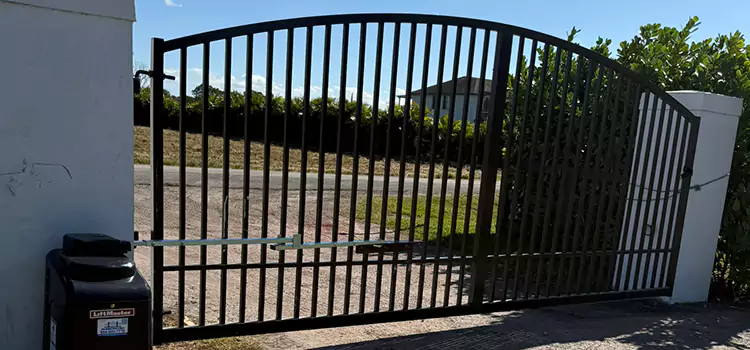 Driveway Fence Repair Muskego